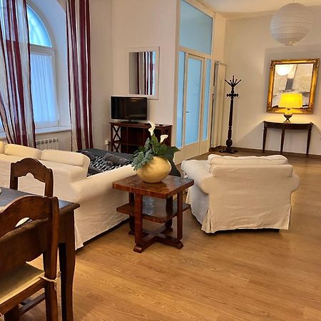 Loft With Private Parking Apartment Triest Exterior foto