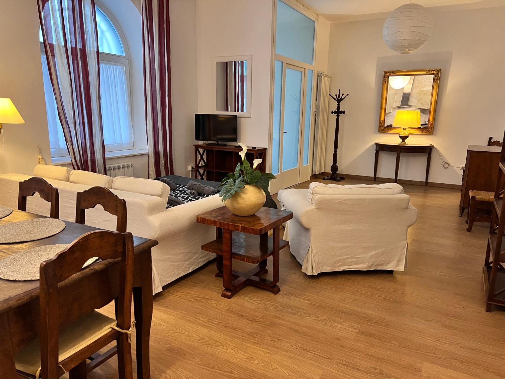 Loft With Private Parking Apartment Triest Exterior foto